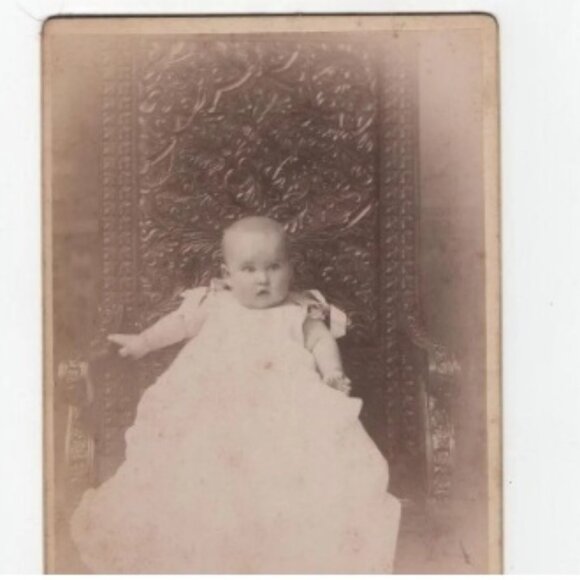 3 Victorian Cabinet Cards Children Black And White Photos Studio Name Room Decor - Picture 3 of 4